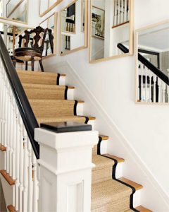 Black border used as an accent to match handrail.