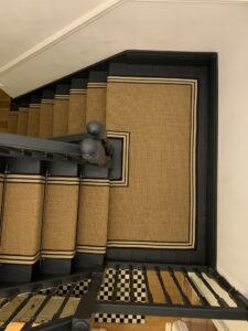 Sisal gold stripe border u shape u landing