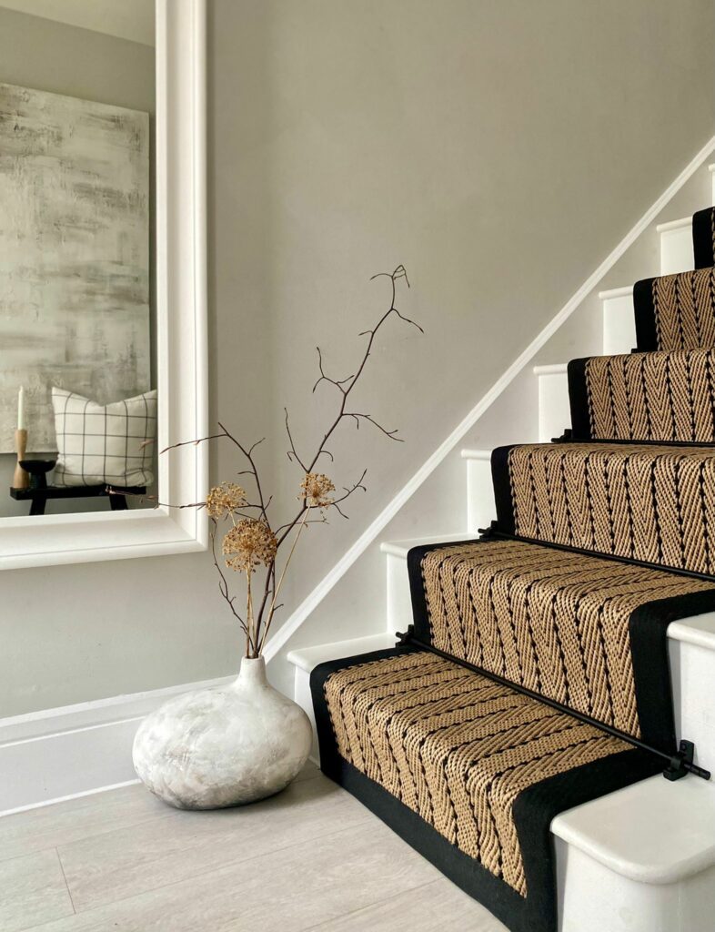 Herringbone-twill-black-border