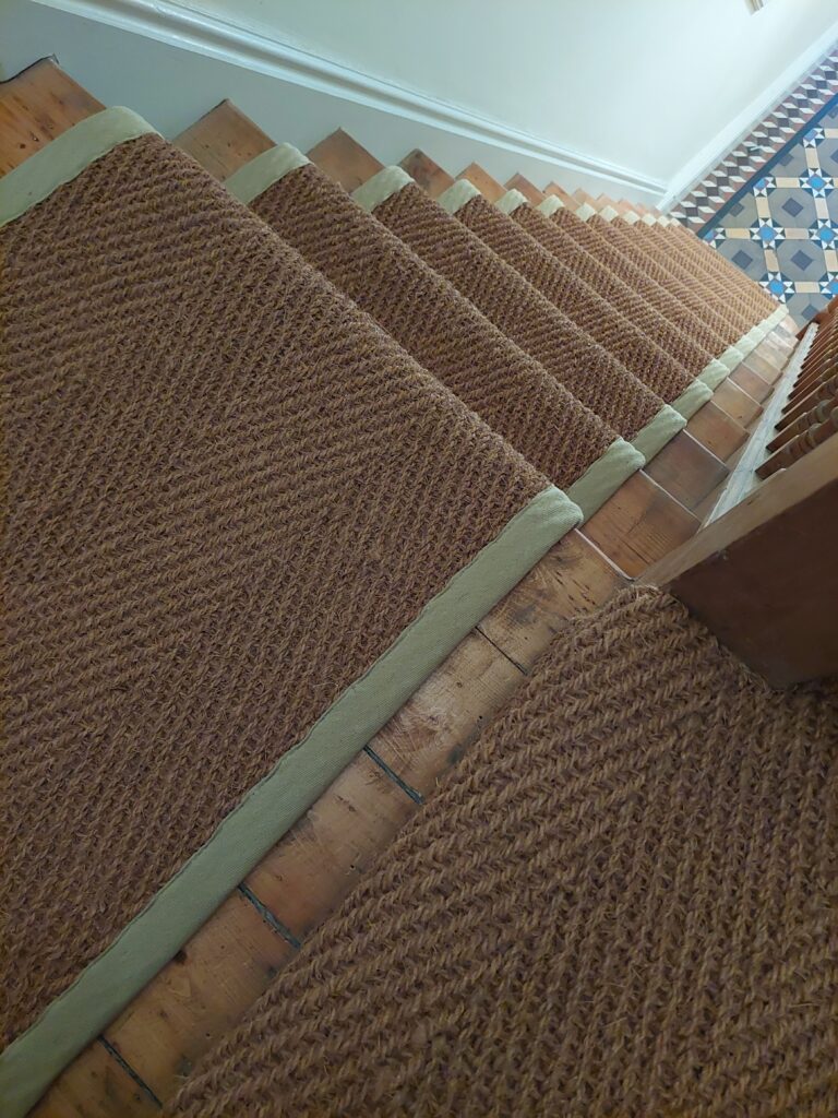 Herringbone-coir-linen-border