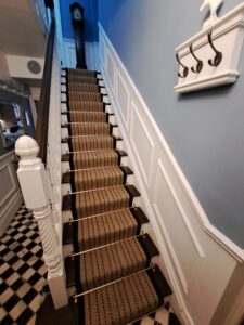 herringbone twill-stair-runner-black-border-reviews