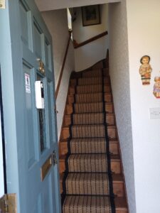 herringbone-twill-black-border-stair-runner-review